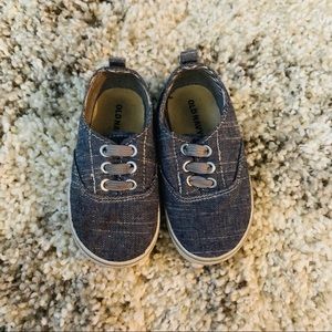 Old navy toddler size 6